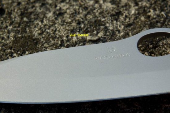 Victorinox SWISS ARMY - pisau lipat "Hunter Pro"