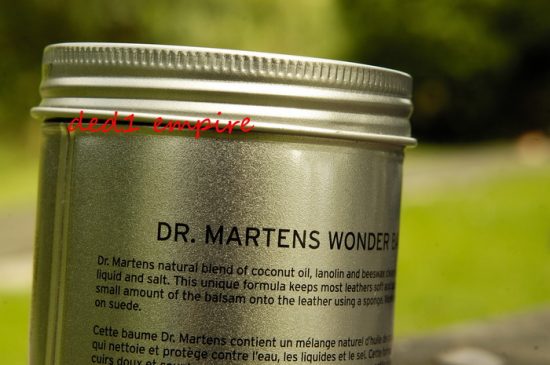 krim pelembut/pelindung kasut Dr. Martens