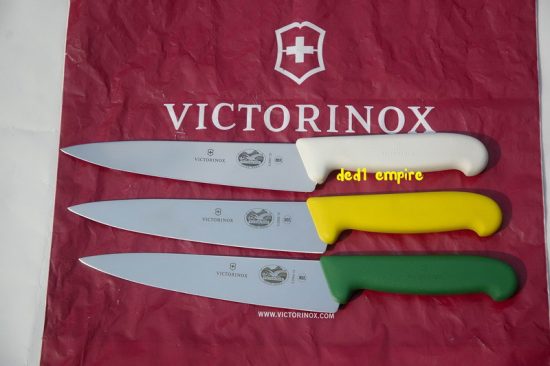 VICTORINOX - Pisau dapur/pisau carving 19cm