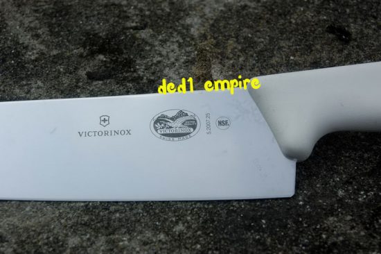 VICTORINOX - pisau dapur/pisau chef 25cm