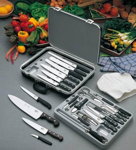 VICTORINOX - Set pisau dan beg model 5.4933