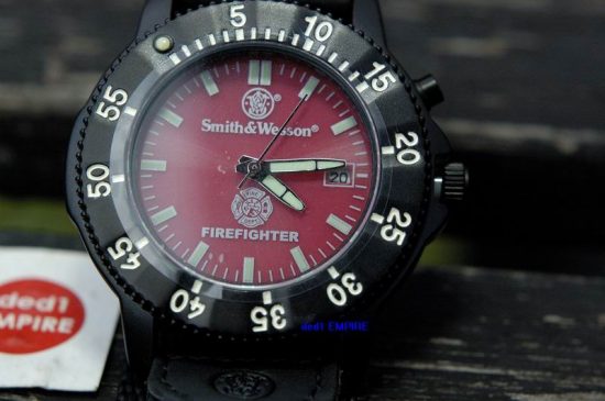 Smith & Wesson - Jam tangan "FIREFIGHTER"