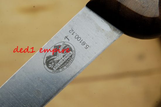 VICTORINOX - pisau lapah 12cm CAP PAYUNG (VERSI LAMA)