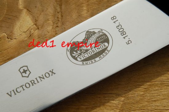 VICTORINOX - set blok pisau dapur 5 unit (SWITZERLAND)