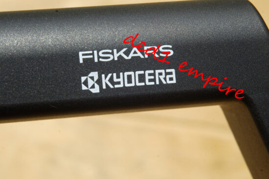 KYOCERA X Fiskars - pengasah pisau tarik (FINLAND)