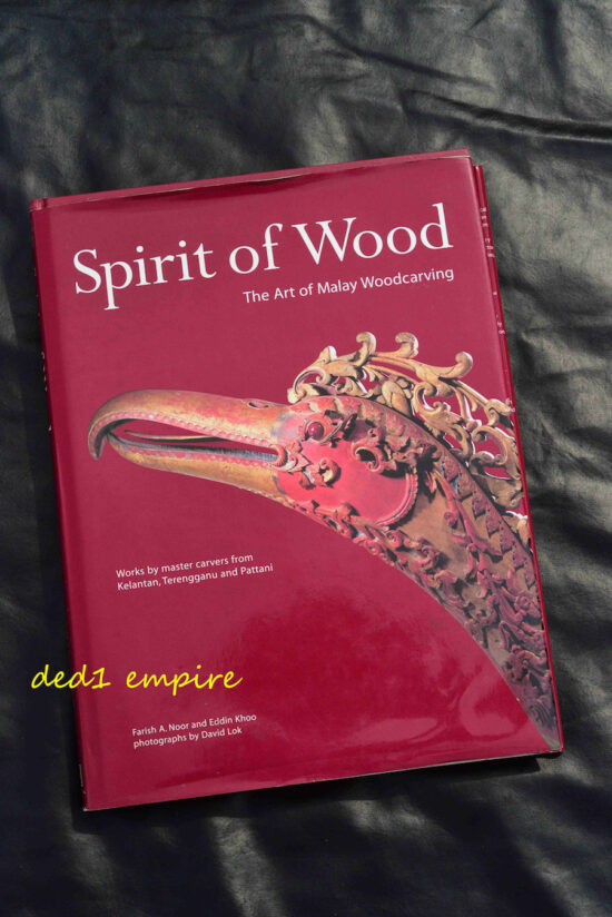 Buku Spirit of Wood - seni ukiran Nusantara ( RARE )