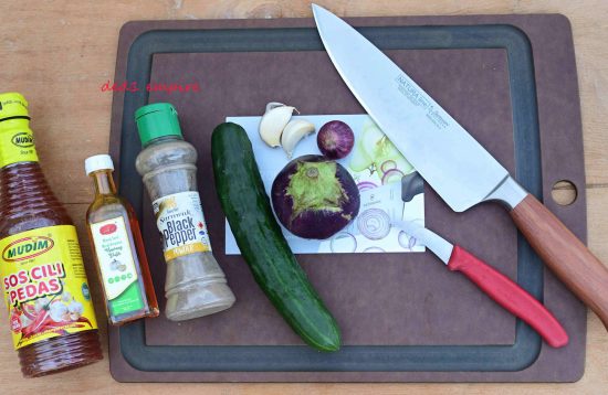 VICTORINOX x Epicurean – papan pemotong makanan (USA)